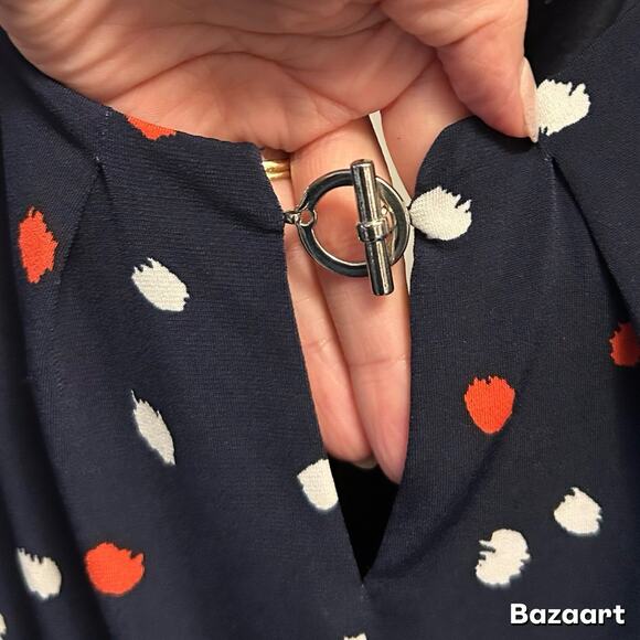 Sleeveless Dress Women’s M Toggle Front Clasp Stretchy Navy White Red Pleated - Picture 2 of 3